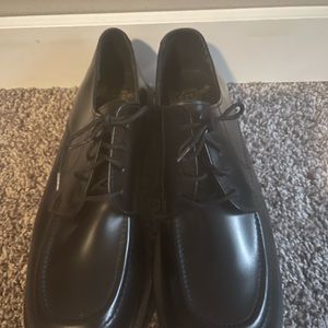 Women’s vintage Dr. Martens size 9(7UK)
